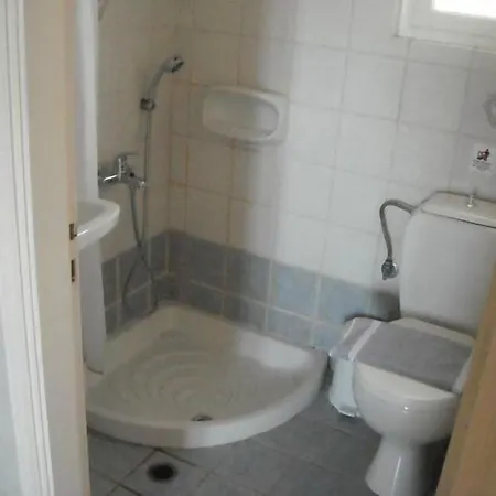 Antique The Aparthotel 2*