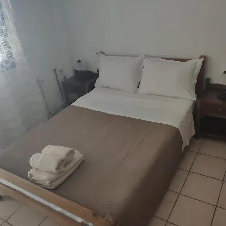 Aparthotel Antique The 2*